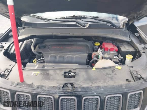 2021 Jeep Compass 80th Anniversary z VIN 3C4NJCEB7MT596909, wystawiony jako IAAI lot #41376547 z przebiegiem 54 058 mil mil oraz . Historia ofert i sprzedaży dostępna na DreamBid. Obrazek 10.