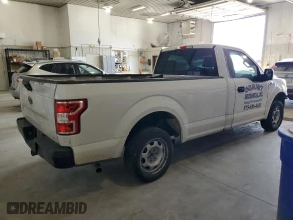 ✅ 2018 Ford F-150 XL • VIN: 1FTMF1CB9JKC51978 • Lot: 67438665. Listed on Copart with 198,594 mi. Free auction sales archive from the USA and detailed vehicle history report at DreamBid. Image 3.
