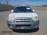 2005 Hyundai Santa Fe GLS z VIN KM8SC73E85U899914, wystawiony jako IAAI lot #42236493 z przebiegiem 237 502 mil mil oraz . Historia ofert i sprzedaży dostępna na DreamBid. Obrazek 6.