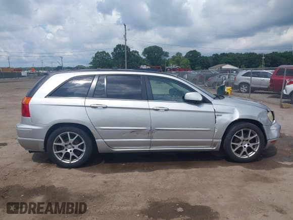 ✅ 2008 Chrysler Pacifica Touring • VIN: 2A8GM68XX8R656787 • Лот: 42611954. Опубликован ранее на IAAI с пробегом Не указан. Бесплатный доступ к архиву аукционных продаж из США и подробный отчёт об истории автомобиля на DreamBid. Изображение 13.