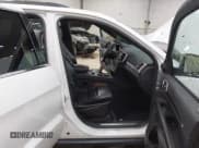 ✅ 2017 Jeep Grand Cherokee Limited • VIN: 1C4RJFBG6HC828470 • Лот: 43632060. Опубликован ранее на IAAI с пробегом 171 369 миль. Бесплатный доступ к архиву аукционных продаж из США и подробный отчёт об истории автомобиля на DreamBid. Изображение 5.