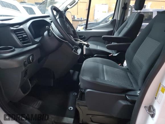 ✅ 2022 Ford Transit Passenger XLT • VIN: 1FBAX2Y86NKA29069 • Лот: 90703185. Опубликован ранее на Copart с пробегом 60 164 миль. Бесплатный доступ к архиву аукционных продаж из США и подробный отчёт об истории автомобиля на DreamBid. Изображение 7.