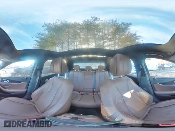 ✅ 2017 Mercedes-Benz E 300 Luxury • VIN: WDDZF4KB1HA123636 • Lot: 92111815. Listed on Copart with 121,655 mi. Free auction sales archive from the USA and detailed vehicle history report at DreamBid. Image 14.