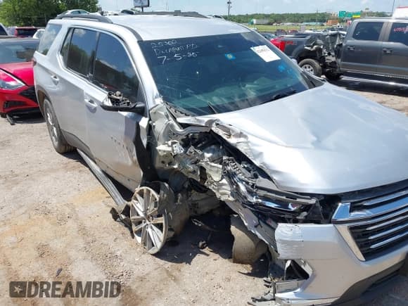 ✅ 2022 Chevrolet Traverse LT • VIN: 1GNERHKW4NJ145420 • Лот: 42696932. Опубликован ранее на IAAI с пробегом 80 777 миль. Бесплатный доступ к архиву аукционных продаж из США и подробный отчёт об истории автомобиля на DreamBid. Изображение 1.