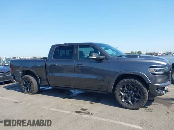 2021 Ram 1500 Limited z VIN 1C6SRFPT2MN830643, wystawiony jako IAAI lot #42416364 z przebiegiem 53 548 mil mil oraz . Historia ofert i sprzedaży dostępna na DreamBid. Obrazek 13.