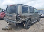 ✅ 2006 Jeep Commander • VIN: 1J8HG48K86C191324 • Lot: 42121472. Wystawiony na IAAI z przebiegiem 220 098 mil. Bezpłatny archiwum sprzedaży aukcyjnych z USA i szczegółowy raport historii pojazdu na DreamBid. Zdjęcie 4.