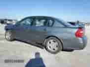 2005 Chevrolet Malibu LS z VIN 1G1ZT52805F261818, wystawiony jako Copart lot #86879855 z przebiegiem 97 589 mil mil oraz Szkoda całkowita • Salvage title. Historia ofert i sprzedaży dostępna na DreamBid. Obrazek 2.