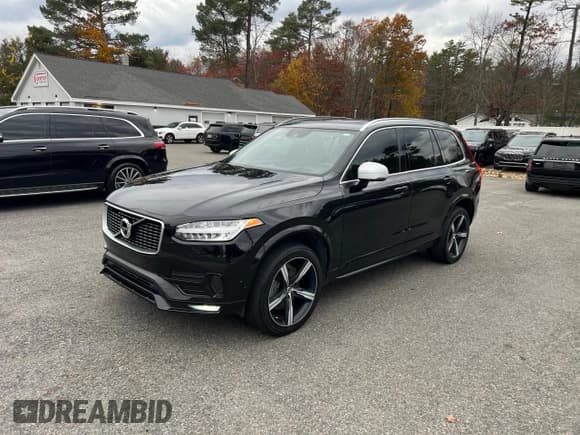 ✅ 2019 Volvo XC90 R-Design • VIN: YV4A22PM6K1439474 • Lot: 91935635. Wystawiony na Copart z przebiegiem 177 399 mil. Bezpłatny archiwum sprzedaży aukcyjnych z USA i szczegółowy raport historii pojazdu na DreamBid. Zdjęcie 2.