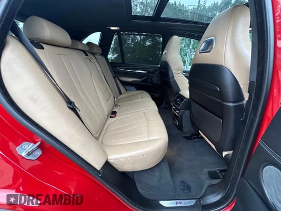 ✅ 2016 BMW X5 M • VIN: 5YMKT6C59G0R78539 • Lot: 60563255. Listed on Copart with 140,797 mi. Free auction sales archive from the USA and detailed vehicle history report at DreamBid. Image 6.