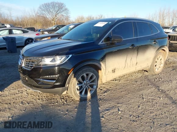 ✅ 2017 Lincoln MKC Select • VIN: 5LMCJ2C91HUL61346 • Lot: 43630088. Listed on IAAI with 49,800 mi. Free auction sales archive from the USA and detailed vehicle history report at DreamBid. Image 2.