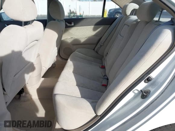 ✅ 2007 Hyundai Sonata GLS • VIN: 5NPET46C27H287215 • Лот: 43668774. Опубликован ранее на IAAI с пробегом 130 610 миль. Бесплатный доступ к архиву аукционных продаж из США и подробный отчёт об истории автомобиля на DreamBid. Изображение 8.