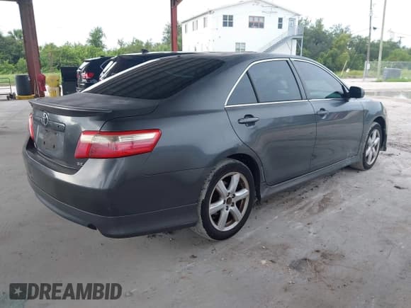 ✅ 2009 Toyota Camry • VIN: 4T1BE46K99U914534 • Lot: 43208459. Wystawiony na IAAI z przebiegiem 180 564 mil. Bezpłatny archiwum sprzedaży aukcyjnych z USA i szczegółowy raport historii pojazdu na DreamBid. Zdjęcie 4.
