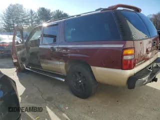 ✅ 2000 Chevrolet Suburban LT • VIN: 3GNEC16T0YG204106 • Lot: 82812134. Wystawiony na Copart z przebiegiem 211 674 mil. Bezpłatny archiwum sprzedaży aukcyjnych z USA i szczegółowy raport historii pojazdu na DreamBid. Zdjęcie 2.