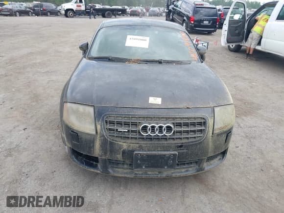✅ 2005 Audi TT • VIN: TRUWF28N751005966 • Lot: 42091800. Listed on IAAI with Not provided. Free auction sales archive from the USA and detailed vehicle history report at DreamBid. Image 12.