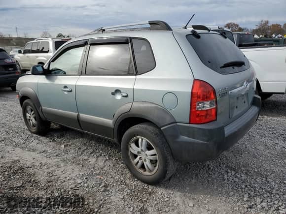 2007 Hyundai Tucson SE z VIN KM8JN12D47U524763, wystawiony jako Copart lot #84603114 z przebiegiem 172 175 mil mil oraz Szkoda całkowita • Salvage title. Historia ofert i sprzedaży dostępna na DreamBid. Obrazek 2.