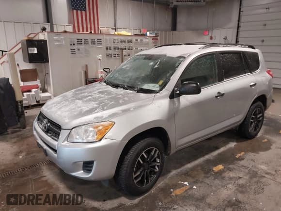 ✅ 2010 Toyota RAV4 • VIN: 2T3ZF4DV4AW050500 • Лот: 43845435. Опубликован ранее на IAAI с пробегом 195 765 миль. Бесплатный доступ к архиву аукционных продаж из США и подробный отчёт об истории автомобиля на DreamBid. Изображение 2.