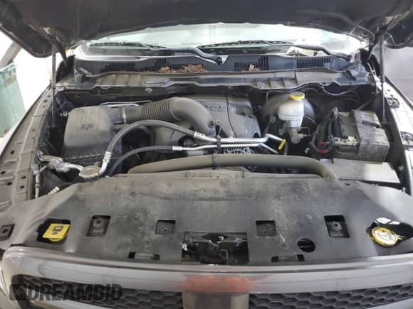 2019 Ram 1500 Express z VIN 1C6RR7FT8KS629785, wystawiony jako Copart lot #81581595 z przebiegiem 120 204 mil mil oraz Szkoda całkowita • Salvage title. Historia ofert i sprzedaży dostępna na DreamBid. Obrazek 11.