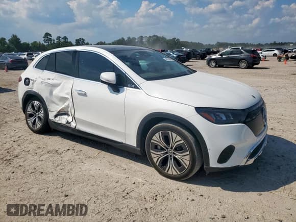 ✅ 2024 Mercedes-Benz EQE 350+ • VIN: 4JGGM2BB4RA046933 • Lot: 80743975. Listed on Copart with 18,081 mi. Free auction sales archive from the USA and detailed vehicle history report at DreamBid. Image 4.