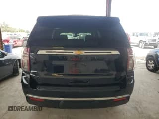 ✅ 2022 Chevrolet Suburban LS • VIN: 1GNSCBKD3NR267199 • Lot: 61385414. Wystawiony na Copart z przebiegiem 59 235 mil. Bezpłatny archiwum sprzedaży aukcyjnych z USA i szczegółowy raport historii pojazdu na DreamBid. Zdjęcie 6.