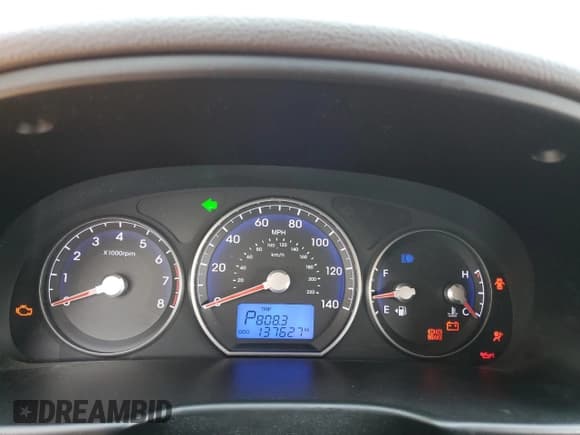 ✅ 2012 Hyundai Santa Fe GLS • VIN: 5XYZG3AB2CG135810 • Lot: 72519744. Listed on Copart with 137,627 mi. Free auction sales archive from the USA and detailed vehicle history report at DreamBid. Image 9.