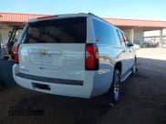 ✅ 2016 Chevrolet Suburban LT • VIN: 1GNSCHKC8GR465273 • Lot: 43622891. Wystawiony na IAAI z przebiegiem 177 835 mil. Bezpłatny archiwum sprzedaży aukcyjnych z USA i szczegółowy raport historii pojazdu na DreamBid. Zdjęcie 4.