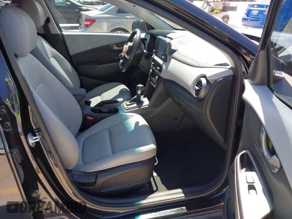 ✅ 2018 Hyundai Kona Limited • VIN: KM8K33A52JU098658 • Лот: 43000201. Размещён на IAAI с пробегом 40 663 миль миль. Получите бесплатный доступ к архиву аукционных продаж из США и посмотрите подробный отчёт об истории автомобиля на DreamBid. Изображение 5.