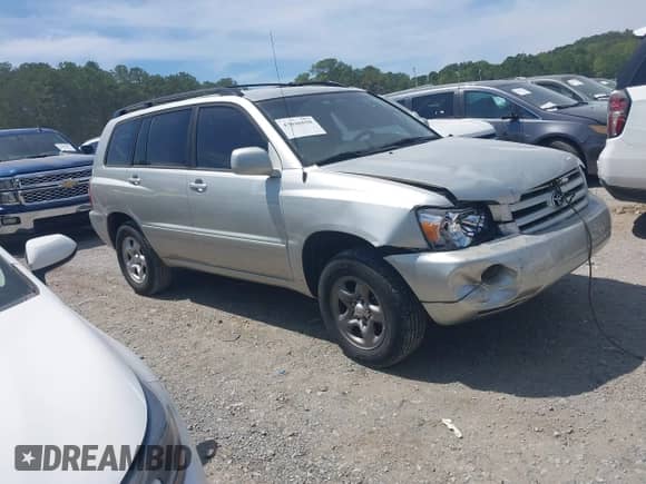 2004 Toyota Highlander с VIN JTEGD21A540081049, выставлен на аукционе IAAI как лот 43046850 с пробегом 284 518 миль миль и . История ставок и продаж доступна на DreamBid. Изображение 1.