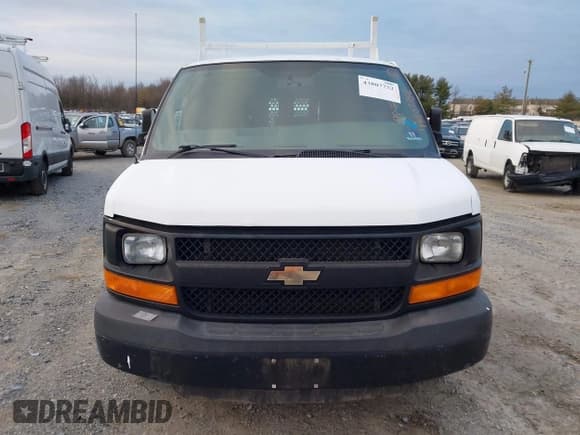 ✅ 2015 Chevrolet Express Cargo • VIN: 1GCWGFCF3F1215870 • Lot: 43807752. Listed on IAAI with 196,987 mi. Free auction sales archive from the USA and detailed vehicle history report at DreamBid. Image 12.
