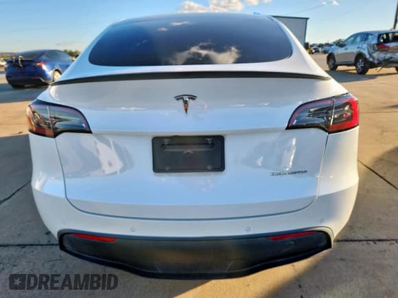 ✅ 2022 Tesla Model Y Performance • VIN: 7SAYGDEF5NF393220 • Lot: 90219035. Listed on Copart with 31,252 mi. Free auction sales archive from the USA and detailed vehicle history report at DreamBid. Image 6.