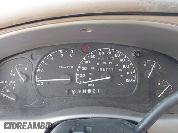 ✅ 2000 Ford Explorer Sport • VIN: 1FMYU60E4YUB05579 • Lot: 43366222. Wystawiony na IAAI z przebiegiem 208 717 mil. Bezpłatny archiwum sprzedaży aukcyjnych z USA i szczegółowy raport historii pojazdu na DreamBid. Zdjęcie 7.