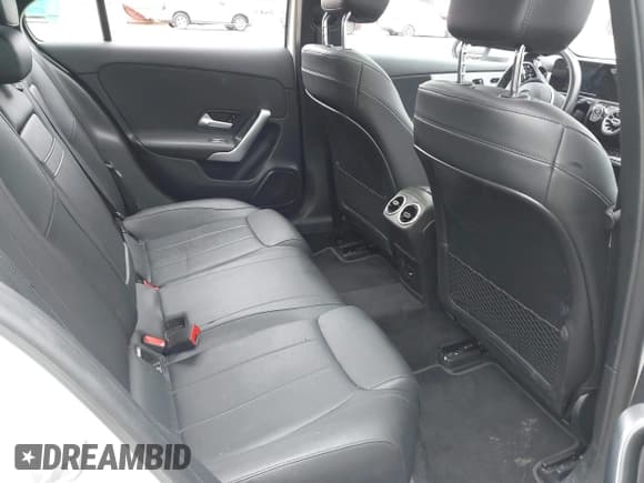 ✅ 2021 Mercedes-Benz A 220 • VIN: W1K3G4FB8MJ315188 • Lot: 42794171. Wystawiony na IAAI z przebiegiem 39 892 mil. Bezpłatny archiwum sprzedaży aukcyjnych z USA i szczegółowy raport historii pojazdu na DreamBid. Zdjęcie 8.