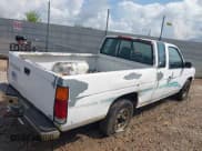 ✅ 1995 Nissan Frontier XE • VIN: 1N6SD16S6SC458927 • Lot: 42412107. Listed on IAAI with 159,651 mi. Free auction sales archive from the USA and detailed vehicle history report at DreamBid. Image 4.