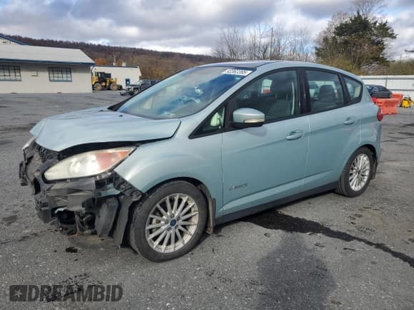 ✅ 2013 Ford C-Max SE • VIN: 1FADP5AU8DL503412 • Лот: 92362395. Опубликован ранее на Copart с пробегом 171 420 миль. Бесплатный доступ к архиву аукционных продаж из США и подробный отчёт об истории автомобиля на DreamBid. Изображение 1.