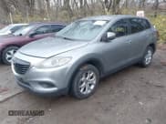 ✅ 2015 Mazda CX-9 Sport • VIN: JM3TB3BA8F0452471 • Lot: 43788093. Wystawiony na IAAI z przebiegiem 155 437 mil. Bezpłatny archiwum sprzedaży aukcyjnych z USA i szczegółowy raport historii pojazdu na DreamBid. Zdjęcie 17.