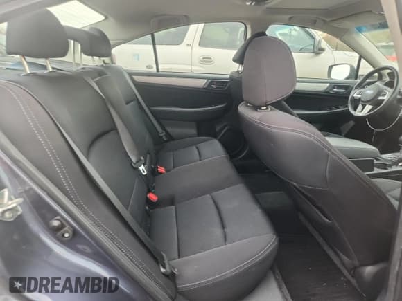 ✅ 2015 Subaru Legacy Premium • VIN: 4S3BNAD63F3018059 • Lot: 91566675. Wystawiony na Copart z przebiegiem 129 688 mil. Bezpłatny archiwum sprzedaży aukcyjnych z USA i szczegółowy raport historii pojazdu na DreamBid. Zdjęcie 10.