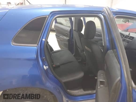 2015 Mitsubishi Outlander ES с VIN 4A4AR3AU9FE017199, выставлен на аукционе IAAI как лот 43566035 с пробегом 186 405 миль миль и . История ставок и продаж доступна на DreamBid. Изображение 8.