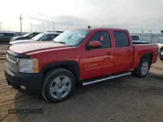✅ 2010 Chevrolet Silverado 1500 LTZ • VIN: 3GCRKTE22AG118397 • Лот: 63782604. Опубликован ранее на Copart с пробегом 175 314 миль. Бесплатный доступ к архиву аукционных продаж из США и подробный отчёт об истории автомобиля на DreamBid. Изображение 1.