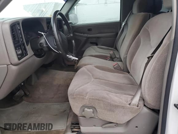 ✅ 2000 GMC Sierra 1500 SLE • VIN: 1GTEK14T8YZ146180 • Лот: 82765585. Опубликован ранее на Copart с пробегом 211 409 миль. Бесплатный доступ к архиву аукционных продаж из США и подробный отчёт об истории автомобиля на DreamBid. Изображение 7.