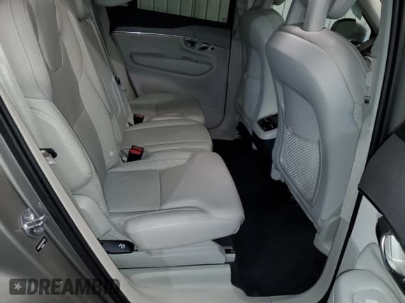 ✅ 2021 Volvo XC90 Inscription • VIN: YV4A22PL6M1707952 • Lot: 91293485. Listed on Copart with 84,171 mi. Free auction sales archive from the USA and detailed vehicle history report at DreamBid. Image 11.