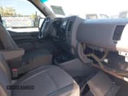 ✅ 2019 Nissan NV Cargo S • VIN: 1N6BF0LY0KN804892 • Lot: 43502360. Wystawiony na IAAI z przebiegiem 143 067 mil. Bezpłatny archiwum sprzedaży aukcyjnych z USA i szczegółowy raport historii pojazdu na DreamBid. Zdjęcie 5.