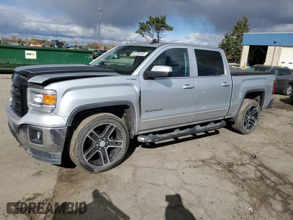 ✅ 2015 GMC Sierra 1500 SLE • VIN: 3GTU2UEC5FG310705 • Лот: 82736105. Опубликован ранее на Copart с пробегом 132 003 миль. Бесплатный доступ к архиву аукционных продаж из США и подробный отчёт об истории автомобиля на DreamBid. Изображение 1.