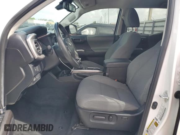 ✅ 2021 Toyota Tacoma SR5 • VIN: 3TMBZ5DN2MM031559 • Lot: 57550445. Listed on Copart with 38,025 mi. Free auction sales archive from the USA and detailed vehicle history report at DreamBid. Image 7.