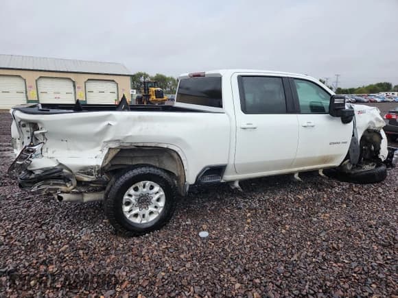 ✅ 2024 Chevrolet Silverado 2500HD LT • VIN: 2GC4YNE76R1136356 • Лот: 82325075. Опубликован ранее на Copart с пробегом 51 302 миль. Бесплатный доступ к архиву аукционных продаж из США и подробный отчёт об истории автомобиля на DreamBid. Изображение 3.