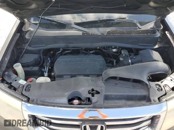 2013 Honda Pilot LX with VIN 5FNYF3H29DB041243, listed as a Copart auction lot 90041775 with 180,969 mi miles and Salvage title. Bid and sale history available at DreamBid. Image 12.