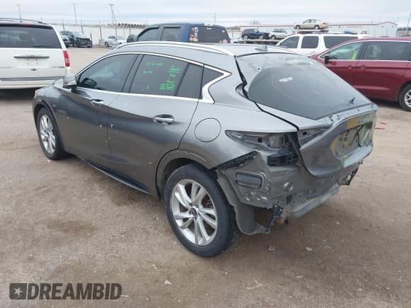 ✅ 2017 Infiniti QX30 Premium • VIN: SJKCH5CP3HA027322 • Lot: 41212757. Listed on IAAI with 88,393 mi. Free auction sales archive from the USA and detailed vehicle history report at DreamBid. Image 3.