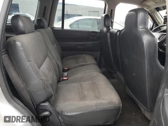 ✅ 2001 Dodge Durango • VIN: 1B4HS28N31F619292 • Лот: 82333835. Опубликован ранее на Copart с пробегом 227 991 миль. Бесплатный доступ к архиву аукционных продаж из США и подробный отчёт об истории автомобиля на DreamBid. Изображение 10.