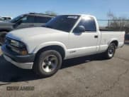 ✅ 2000 Chevrolet S-10 LS • VIN: 1GCCS1458YK249522 • Lot: 91729295. Wystawiony na Copart z przebiegiem 207 871 mil. Bezpłatny archiwum sprzedaży aukcyjnych z USA i szczegółowy raport historii pojazdu na DreamBid. Zdjęcie 1.