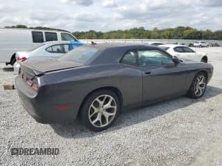 ✅ 2015 Dodge Challenger SXT Plus • VIN: 2C3CDZBG8FH906180 • Lot: 70565673. Wystawiony na Copart z przebiegiem 96 498 mil. Bezpłatny archiwum sprzedaży aukcyjnych z USA i szczegółowy raport historii pojazdu na DreamBid. Zdjęcie 3.