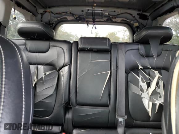 ✅ 2023 Jeep Grand Cherokee Limited • VIN: 1C4RJGBGXP8742988 • Лот: 86123755. Опубликован ранее на Copart с пробегом Не указан. Бесплатный доступ к архиву аукционных продаж из США и подробный отчёт об истории автомобиля на DreamBid. Изображение 10.