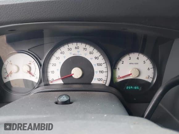 ✅ 2008 Dodge Durango • VIN: 1D8HB38N58F146354 • Lot: 41608085. Listed on IAAI with 259,185 mi. Free auction sales archive from the USA and detailed vehicle history report at DreamBid. Image 7.